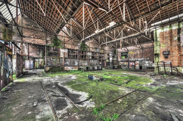 Derelict warehouse in an abandoned coal mine — Stock Photo, Image