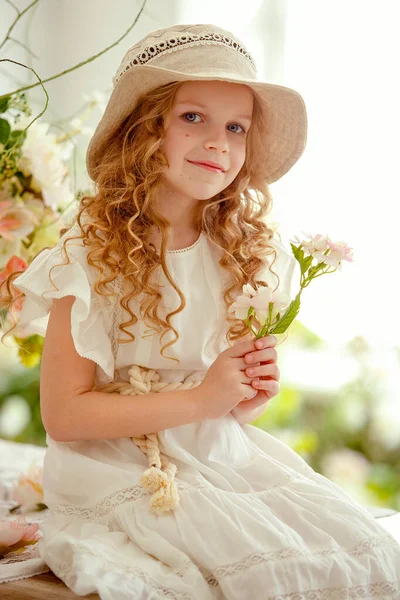 Beautiful Girl Flower Her Hand Romantic Portrait Little Lady — Stock Photo, Image