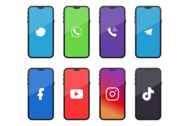 VINNITSA, UKRAINE - 18 Ocak 2021. Smartphone 'da sosyal medya simgeleri: WhatsApp, Twitter, Viber, Telegram, Facebook, YouTube, Instagram, TikTok