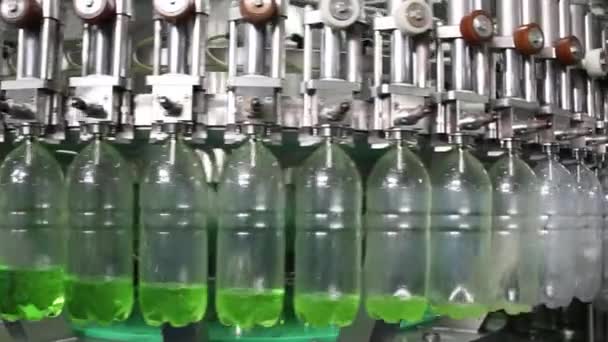 Herstellung von Limo-Flaschen