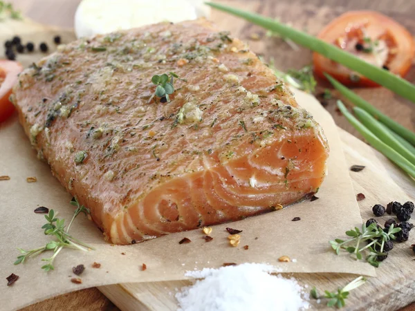 Filetto di salmone salato — Foto Stock