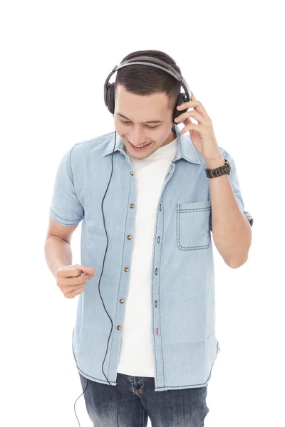 Hombre escuchando música — Foto de Stock