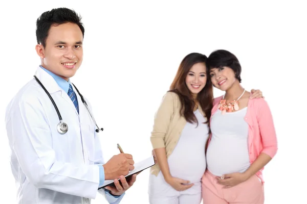 Hamile kadınlar ile tıp doktoru — Stok fotoğraf