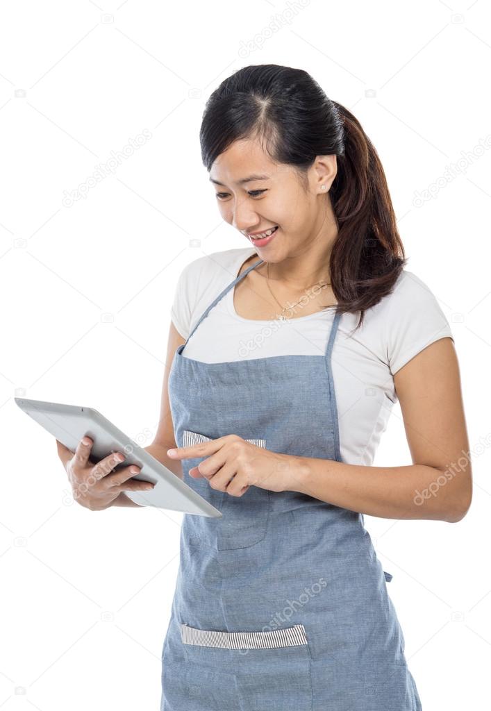 Waitress using tablet PC