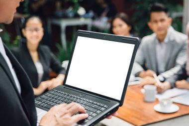 İş adamı sunum yapıyor 