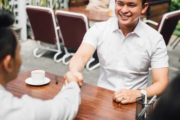 Business people shaking hands — Stock Photo, Image