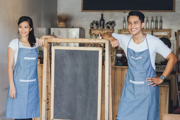 Jovens parceiros comerciais — Fotografia de Stock