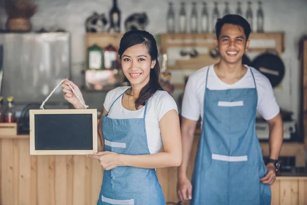 Jonge zakelijke partners — Stockfoto