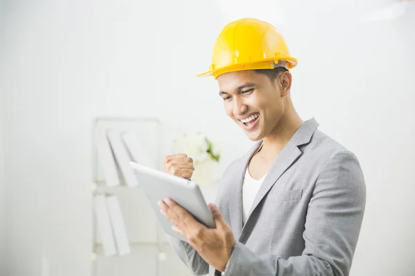 Male architect using digital tablet — Stock Photo, Image