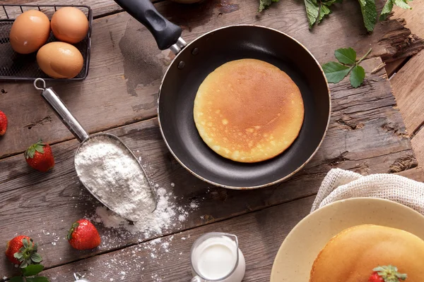 Deliziosi pancake fatti in casa — Foto Stock