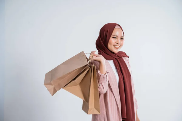 Щаслива ділова мусульманська жінка портрет — стокове фото