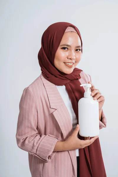 生意兴隆的穆斯林女性肖像 — 图库照片