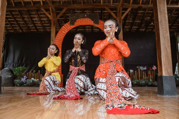 Portret van een traditionele Javaanse danser — Stockfoto