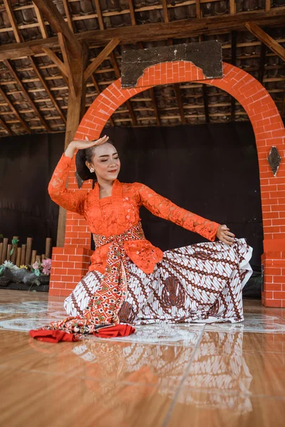 Portret van een traditionele Javaanse danser — Stockfoto