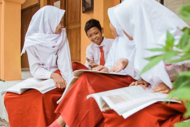 Indonesian school student studying together