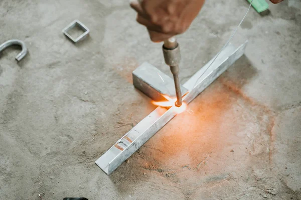 Proceso de soldadura de hierro —  Fotos de Stock