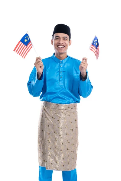 Bersemangat malaysian muslim laki-laki dengan bendera — Stok Foto