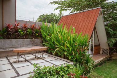 Tropik Bahçe Bahçesi