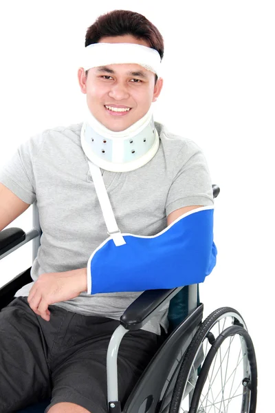 휠체어에서 젊은 남자 부상 — 스톡 사진