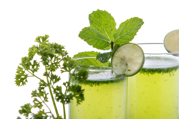 Gurken- und Minzsaft — Stockfoto