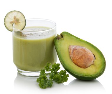 Avokado süt güler yüzlü