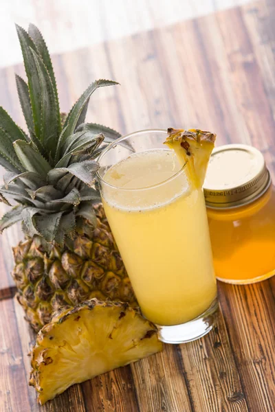Honey and Pineapple mix juice — Stock Photo, Image