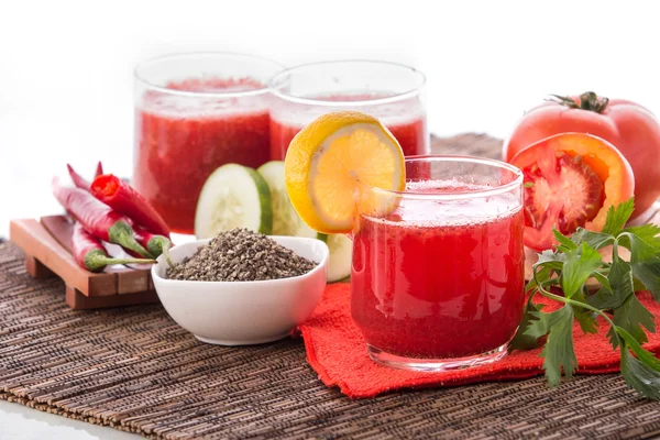 Czerwone warzywa i zioła Smoothie — Zdjęcie stockowe