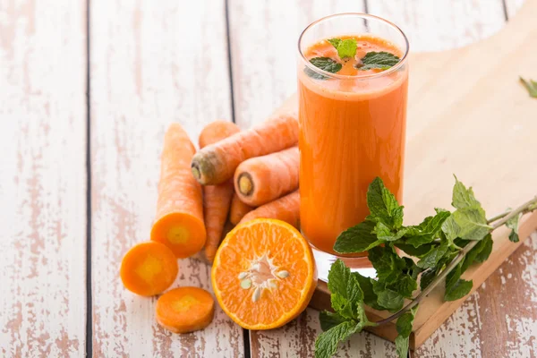 Carrot and orange mix juice — Stock Photo, Image