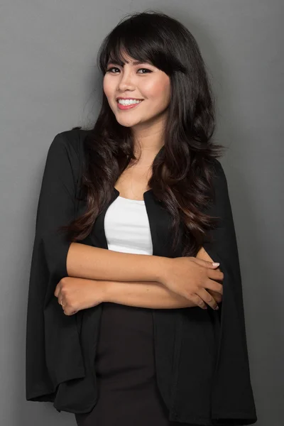 Молодая азиатская предпринимательница Улыбка — стоковое фото