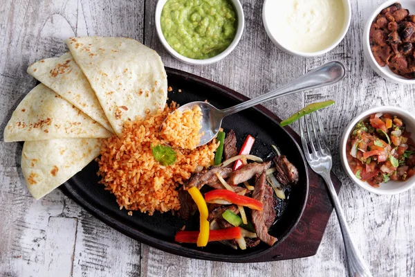 Mexican cuisine fajitas — Stock Photo, Image