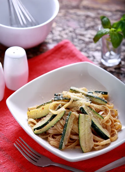 Italian cuisine fettuccini zucchini — Stock Photo, Image