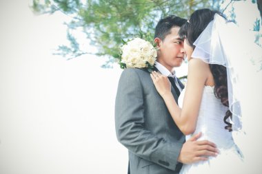 romantik yeni evli iki güneşli bir gün sonra