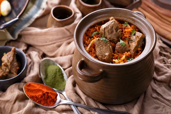 Indian dum biryani lamb — Stock Photo, Image