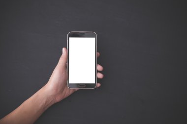 Smartphone, sahte kadar tutan el