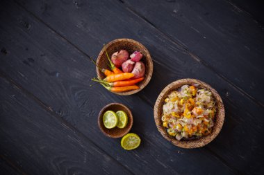 Sambal matah, Bali geleneksel sos. Endonezya condement. Clos