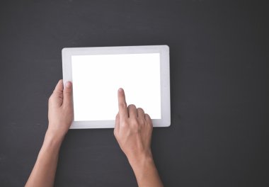 Kullanarak bir tablet pc, parmak basarak hayali seçeneği, sahte u ele