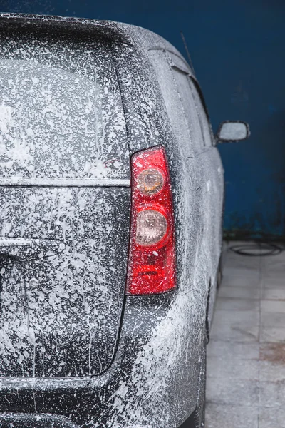 Car being washed — Stock Photo, Image