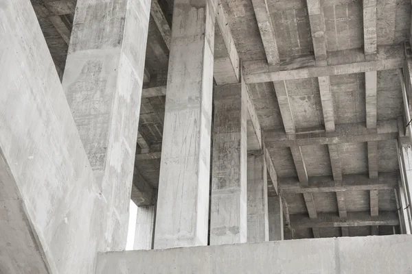 Unterseite einer Brücke, Konstruktion — Stockfoto