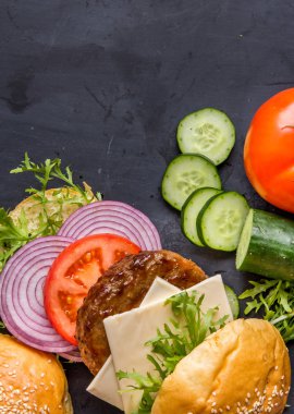 ev yapımı hamburger malzemeler