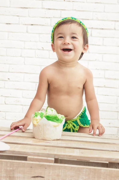 Linda expresión de adorable niño — Foto de Stock