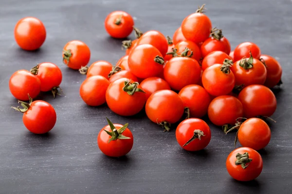 Montón de tomates cherry —  Fotos de Stock