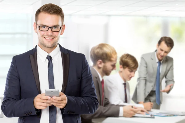 Grupo de asiáticos jovens empresários — Fotografia de Stock