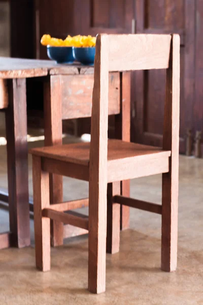 Old style wooden chair in coffee shop — Stock Photo, Image