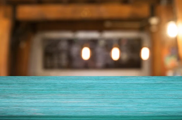 Parte superior de la mesa de madera azul con cafetería — Foto de Stock