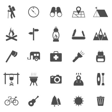 Beyaz arka plan üzerinde trekking simgeler