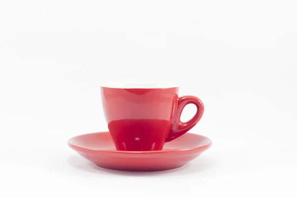 Tazza di caffè rosso isolato su sfondo bianco — Foto Stock