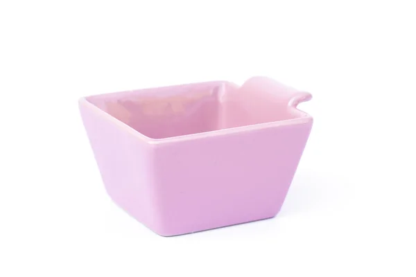 Tigela de cerâmica rosa isolada no fundo branco — Fotografia de Stock