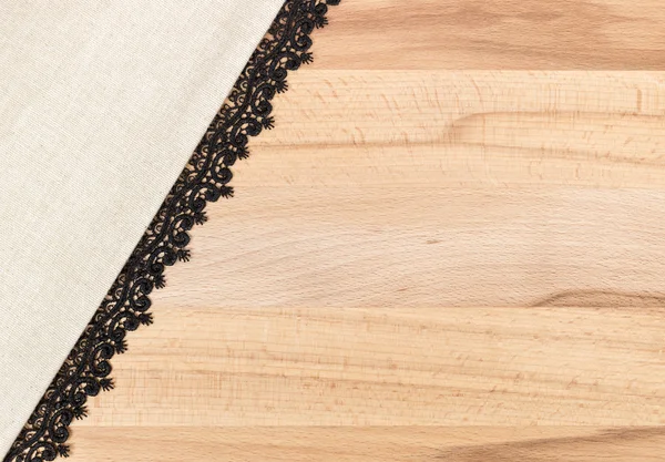 Деревянная текстура с тканями — стоковое фото