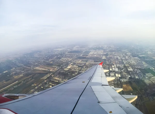 Vista do avião da janela — Fotografia de Stock