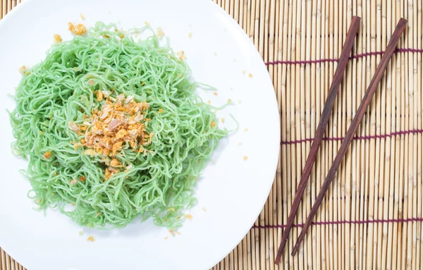 Fideos verdes hechos de vegetales — Foto de Stock